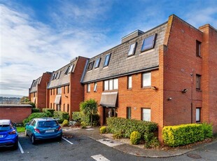 Apt 10 Carlton Court, St Lawrence Road, Clontarf, Dublin 3