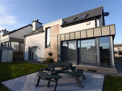 1 Poulacurra North, Barnavara Hill, Glanmire, Cork