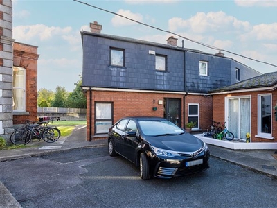 3 Lucerne Court, Castle Avenue, Clontarf, Dublin 3