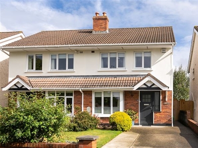 24 Glencairn Grove, The Gallops, Leopardstown, Dublin 18