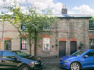 11 Warrenmount Place, Blackpitts, Dublin 8