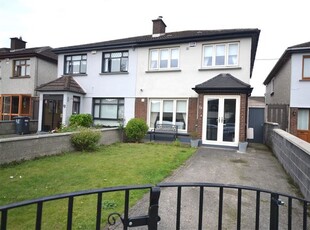 26 Oak Court Grove , Palmerstown, Dublin 20