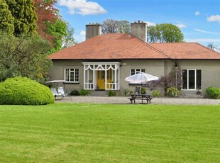 Garryrhu House, Limerick Road, Charleville, Co. Cork