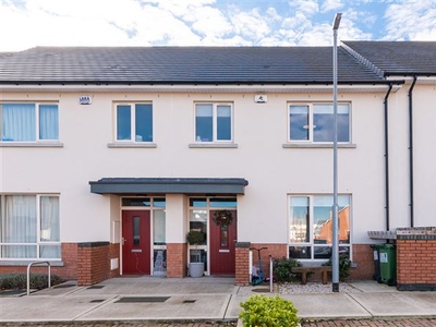 31 Belarmine View, Stepaside, Dublin 18