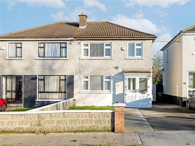 71 Hillcrest Drive, Lucan, Dublin