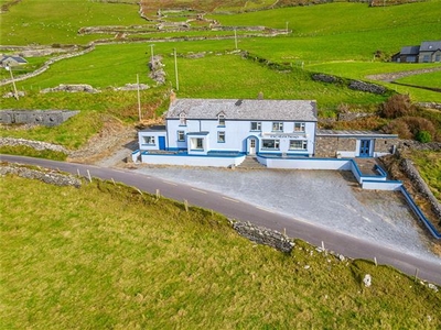 Tig Slea Head, Coumeenoole, Ventry, Co. Kerry