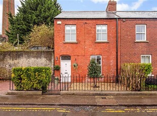 17 The Crescent , Donnybrook, Dublin 4