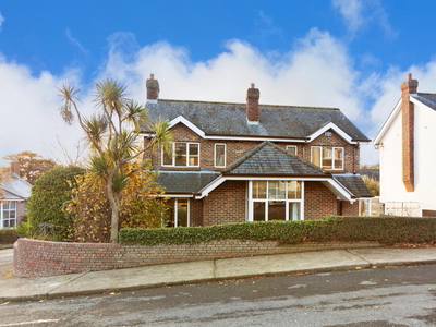 5 Killiney Gate, Killiney