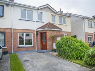 81 Castle Riada Grove, Lucan, Lucan, Dublin