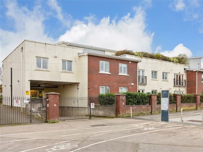 27 Carmichael Hall, Windy Arbour, Dundrum, Dublin 14