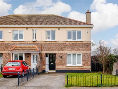 6 Fforster Lawn, Lucan, Co. Dublin