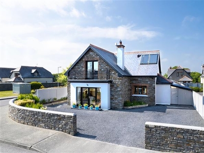 16 Clearwater, Courtmacsherry, Co. Cork