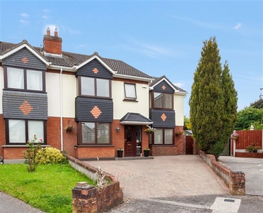 35 New Caragh Court, Naas, Co.Kildare