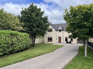 1 Ardnahinch Bay, Shanagarry, Midleton, Cork