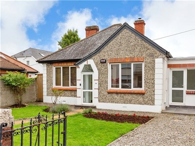 30 Highfield Park, Dundrum, Dublin 14