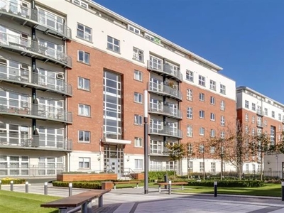 8 The Waterside, Charlotte Quay, Grand Canal Dk, Dublin 4