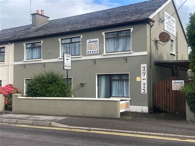 Railway Lodge, 12 Fair Hill Cottages, Killarney, Kerry