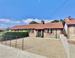 223 New Vale Cottages, Shankill, County Dublin