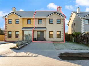 39 Hazel Court Convent Road, Ballinrobe, County Mayo