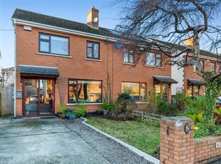 8 Holly Park, Shankill, Dublin 18