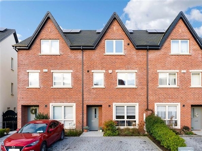 13 Shackleton Crescent, Lucan, Co. Dublin