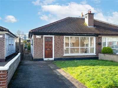 33 Meadow Drive, Hartstown, Dublin 15