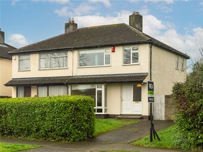 27 Woodlawn Park Grove, Firhouse, Dublin