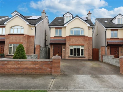 10 The Drive, Moyglare Hall, Maynooth, Kildare