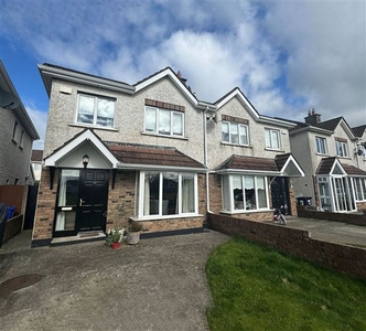 10 Tara Court Square, Navan, Meath