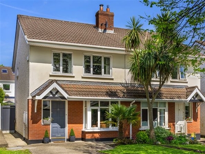 13 Glencairn Walk, Leopardstown, Dublin 18