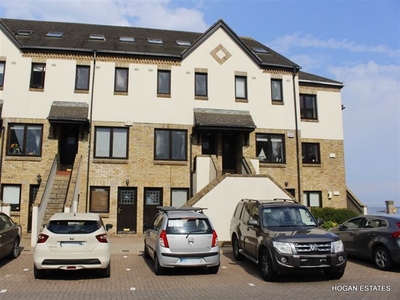 32 Marina Village, Malahide, Dublin