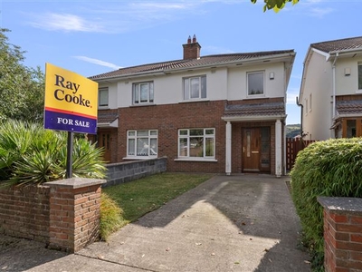 2 Woodstown Parade, Knocklyon, Dublin 16