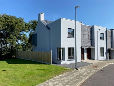 9 Copper Point, Schull, Cork