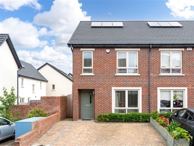 2 Parkside Close, Balgriffin, County Dublin