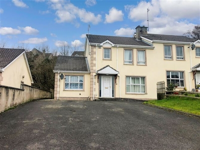 28 Lisnennan Court, Letterkenny, Co. Donegal