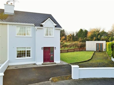 10 The Fairgreen, Frenchpark, Roscommon