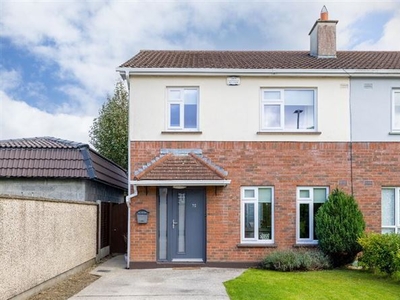 75 Castle Riada Avenue, Lucan, Dublin