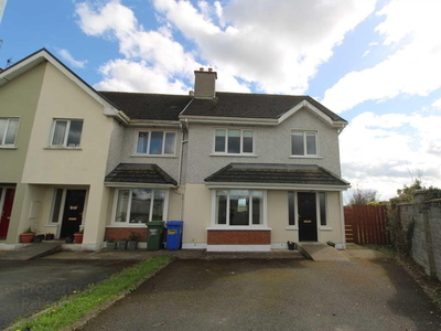 24 Townsfields, Cloughjordan