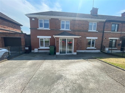 213 Pearse Park , Drogheda, Louth