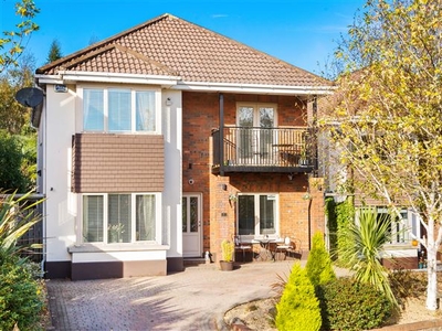 3 Cairnfort, Enniskerry Road, Stepaside, Dublin 18