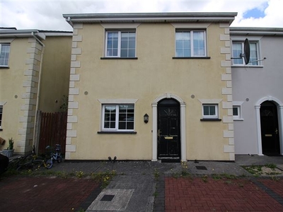 43 Ayrhill, Roscrea, Tipperary