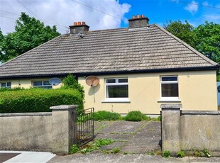 27 Burrowfield Rd., Sutton, Dublin 13