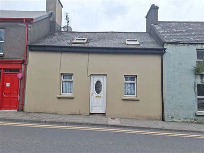 17 New Street, Macroom, Cork