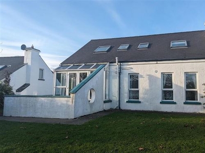 3 Harbour Heights, Portsalon, Donegal