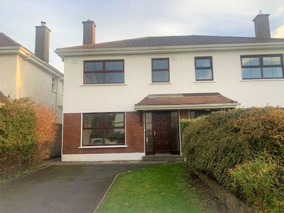 37 Woodfield, Knocknacarra, Galway