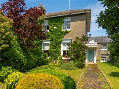 3 Munster Terrace, Breffni Road, Sandycove, Dublin