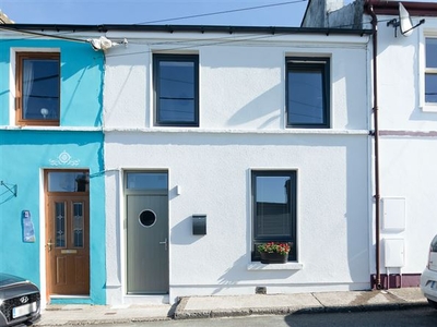 5 Roches Terrace, Cobh, Cork