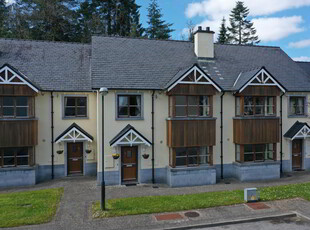 35 O'Carolan's Court Kilronan, Ballyfarnon, Boyle