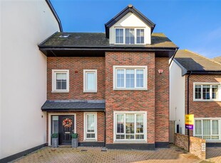 39 The Avenue, Green Lane Manor, Rathcoole, Co. Dublin