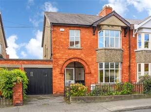 63 Oaklands Park, Sandymount, Dublin 4